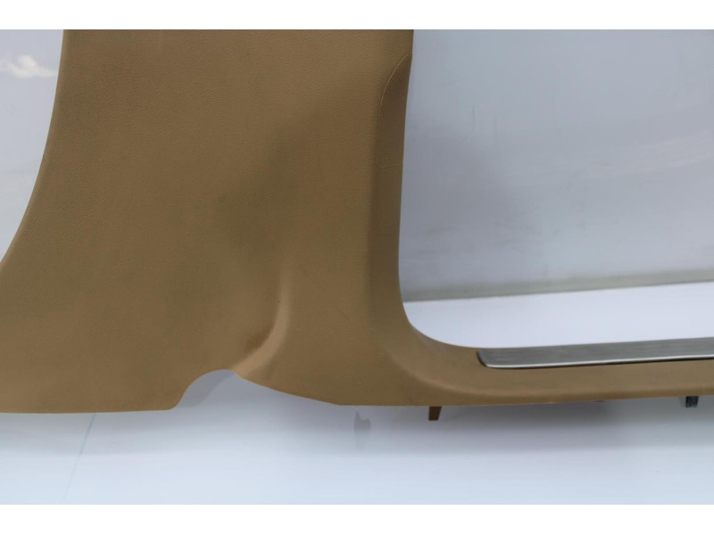 Recambio de rodapie derecho inferior para porsche cayenne (typ 9pa1) s referencia OEM IAM 7L0853370  