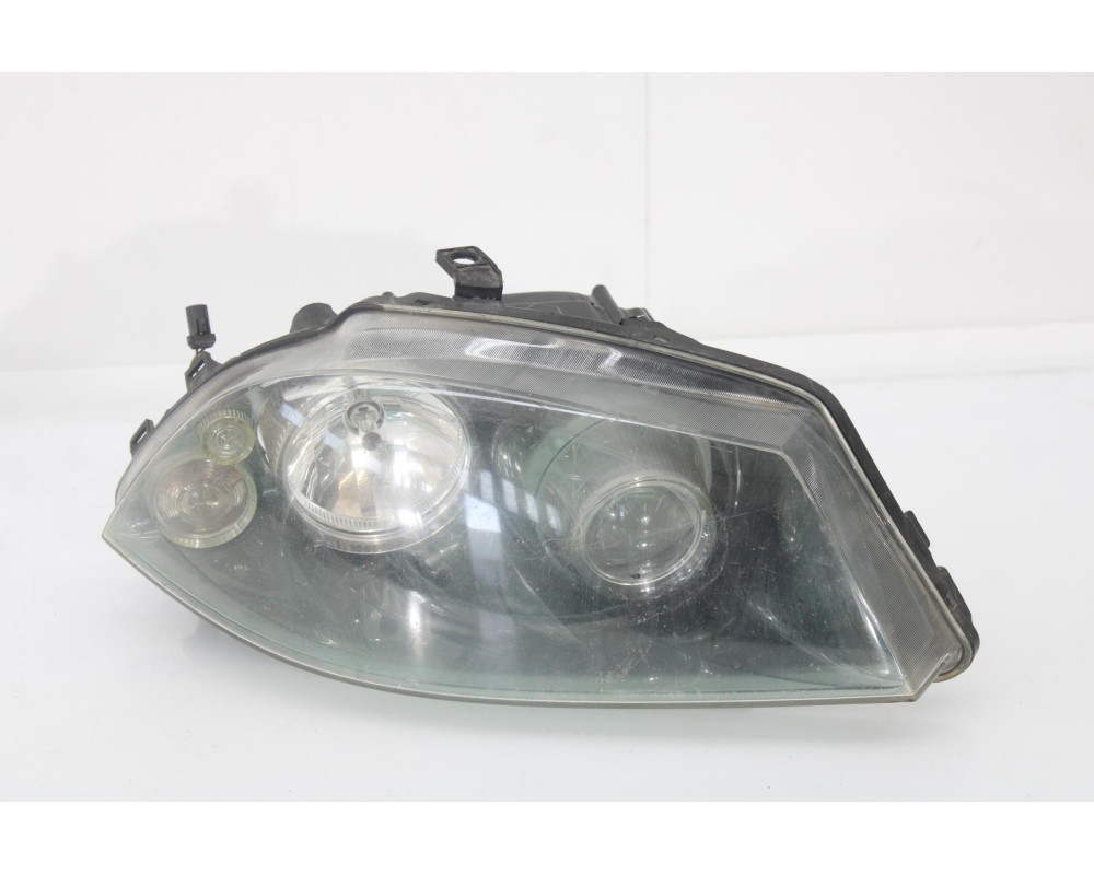 Recambio de faro derecho para seat cordoba berlina (6l2) reference referencia OEM IAM 6L1941032  