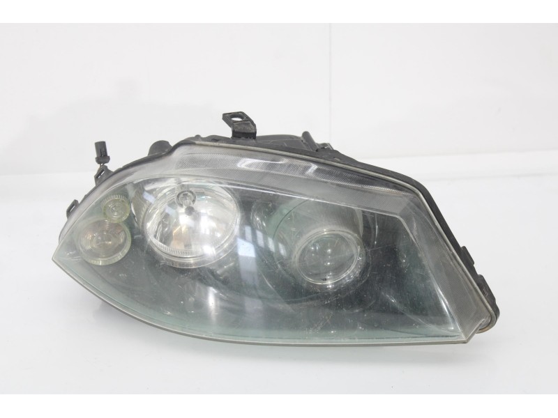 Recambio de faro derecho para seat cordoba berlina (6l2) reference referencia OEM IAM 6L1941032  