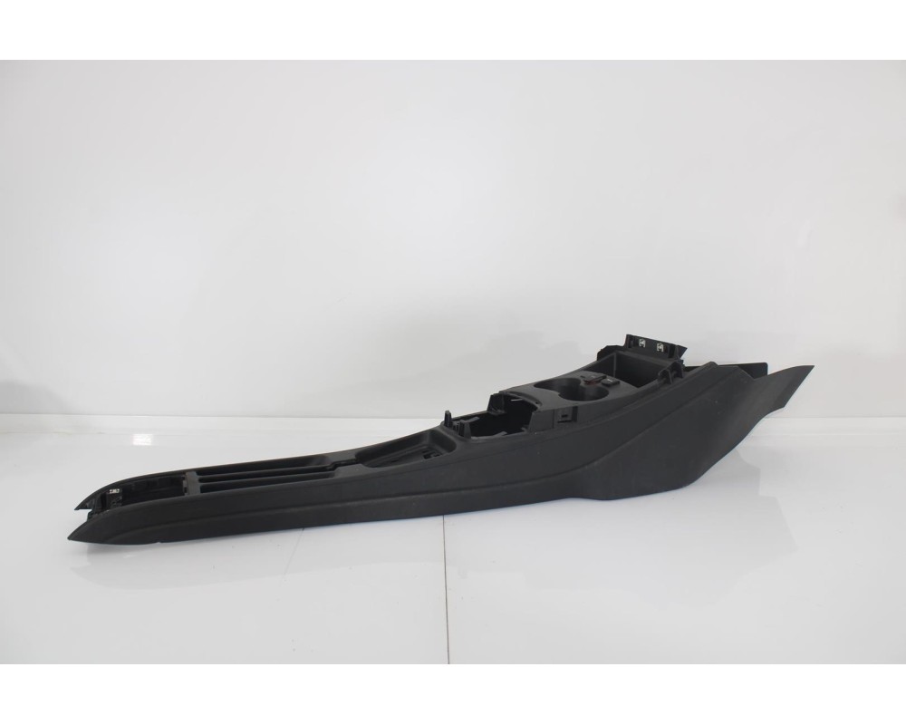 Recambio de consola central para volkswagen polo (6r1) advance referencia OEM IAM 6R0863241A  