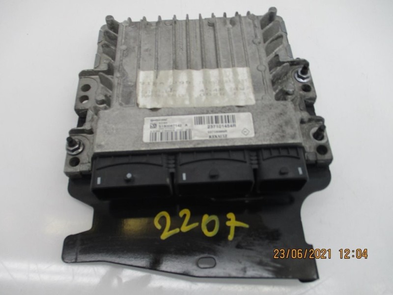 Recambio de centralita motor uce para renault scenic iii 1.5 dci diesel fap referencia OEM IAM 237101454  