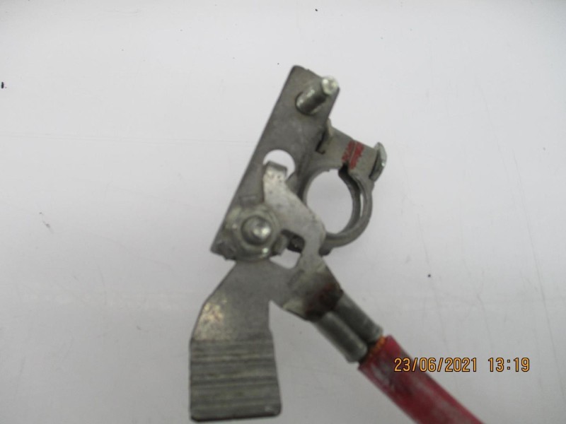 Recambio de borne positivo bateria para renault scenic iii 1.5 dci diesel fap referencia OEM IAM 243860002  