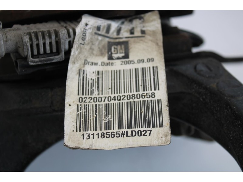 Recambio de mangueta delantera derecha para opel astra gtc sport referencia OEM IAM 13111670  