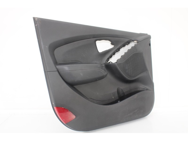 Recambio de guarnecido puerta delantera izquierda para hyundai ix35 style awd referencia OEM IAM 823012Y2139P  