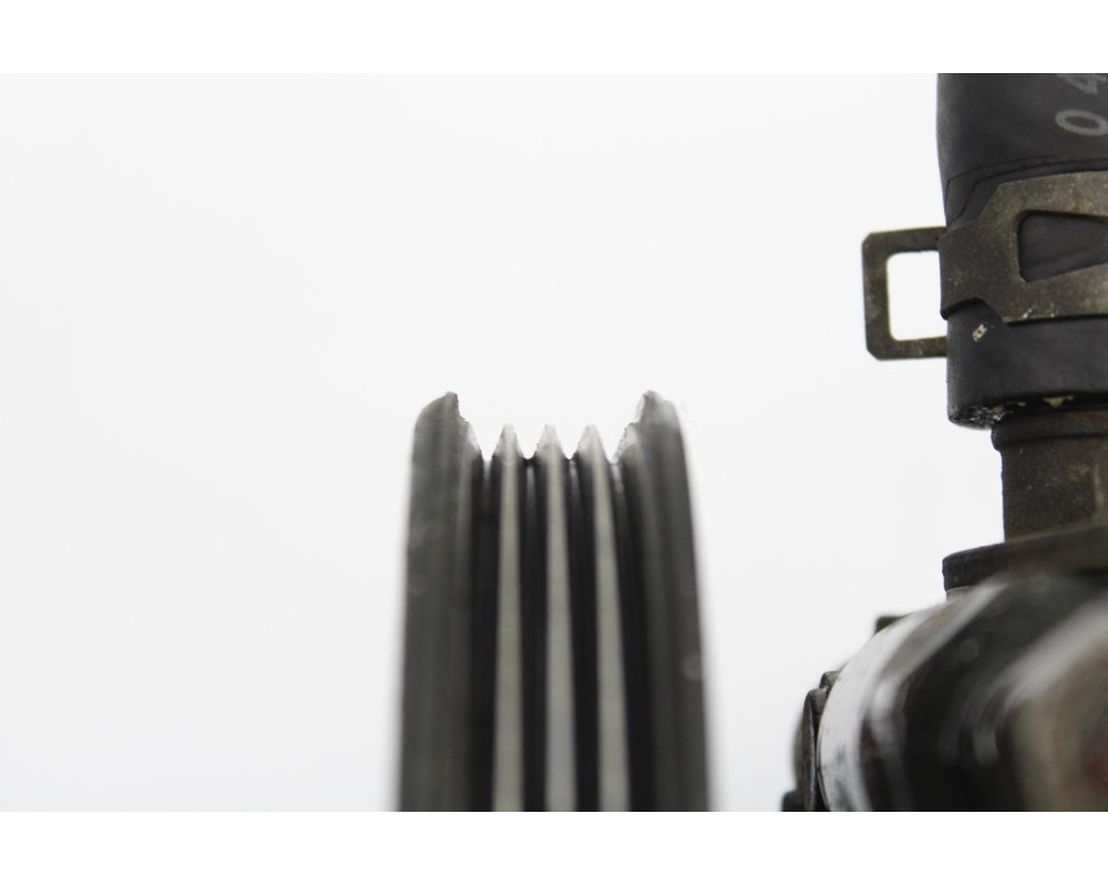 Recambio de bomba direccion para mitsubishi l 200 (k6/7) 2500 td american spirit (4-ptas.) referencia OEM IAM MR374897  