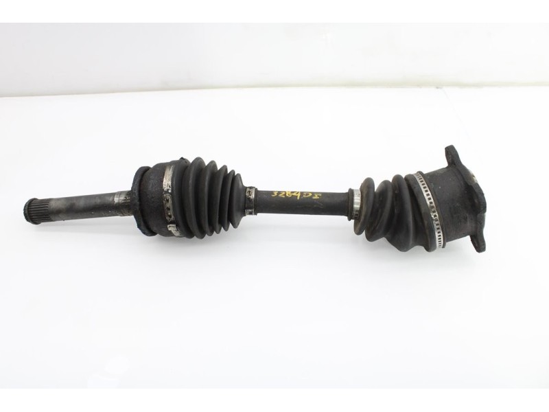 Recambio de transmision delantera izquierda para mitsubishi l 200 (k6/7) 2500 td american spirit (4-ptas.) referencia OEM IAM   