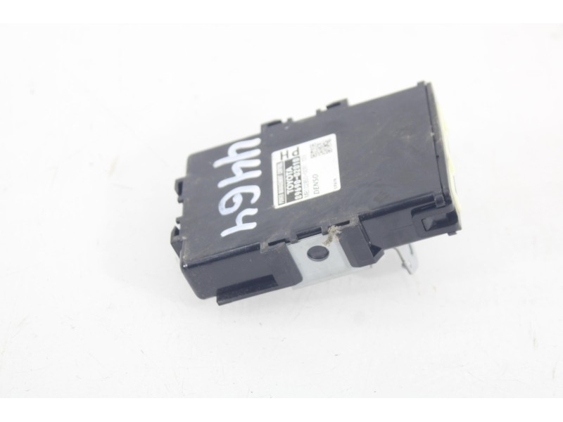 Recambio de centralita confort para toyota auris active referencia OEM IAM 8969002010  