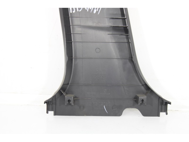 Recambio de guarnecido inferior pilar b para toyota auris active referencia OEM IAM 4464DD  