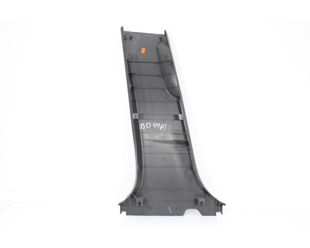 Recambio de guarnecido inferior pilar b para toyota auris active referencia OEM IAM 4464DD  