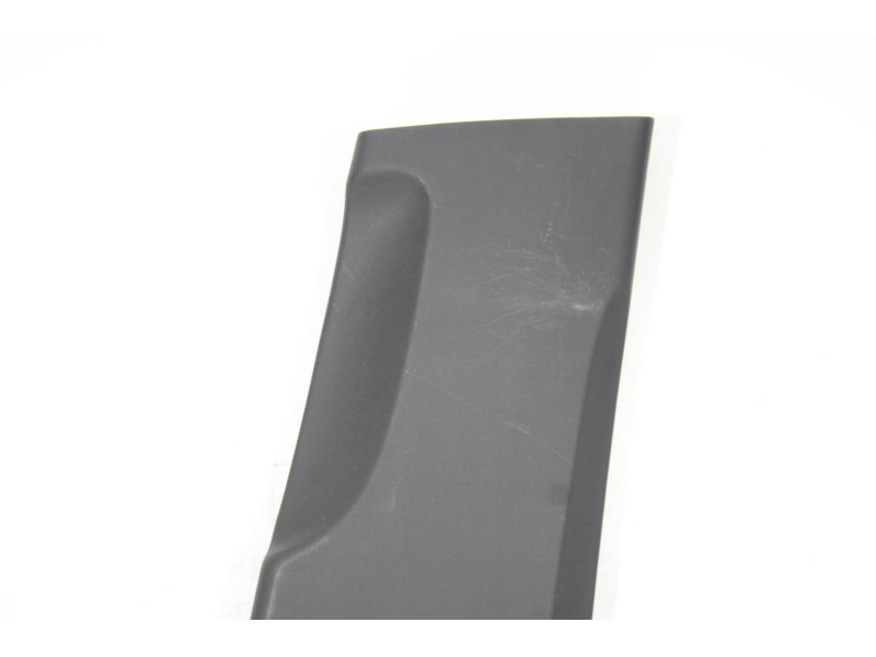 Recambio de guarnecido inferior pilar b para toyota auris active referencia OEM IAM 4464DD  