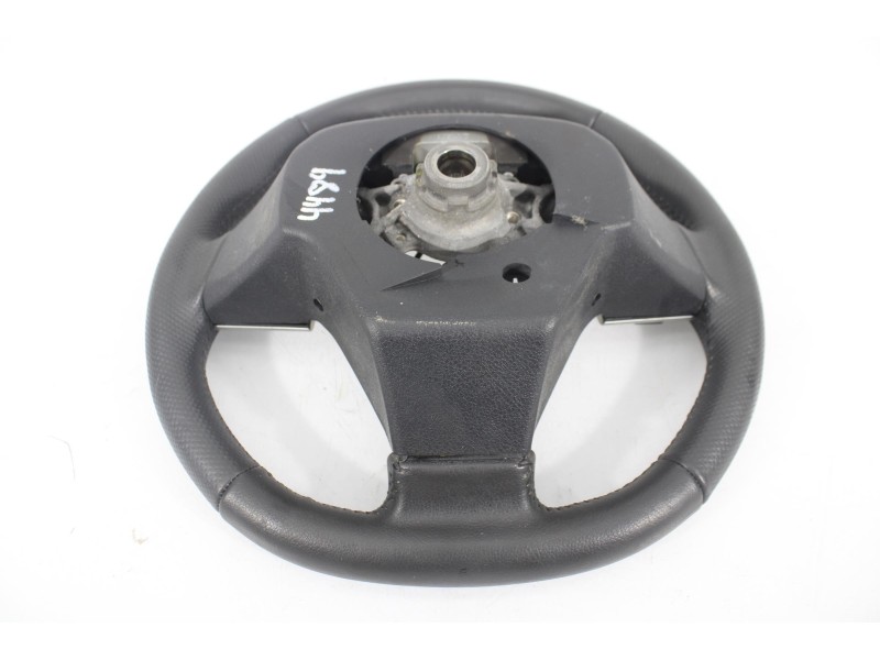 Recambio de volante para toyota auris active referencia OEM IAM 8425002050  