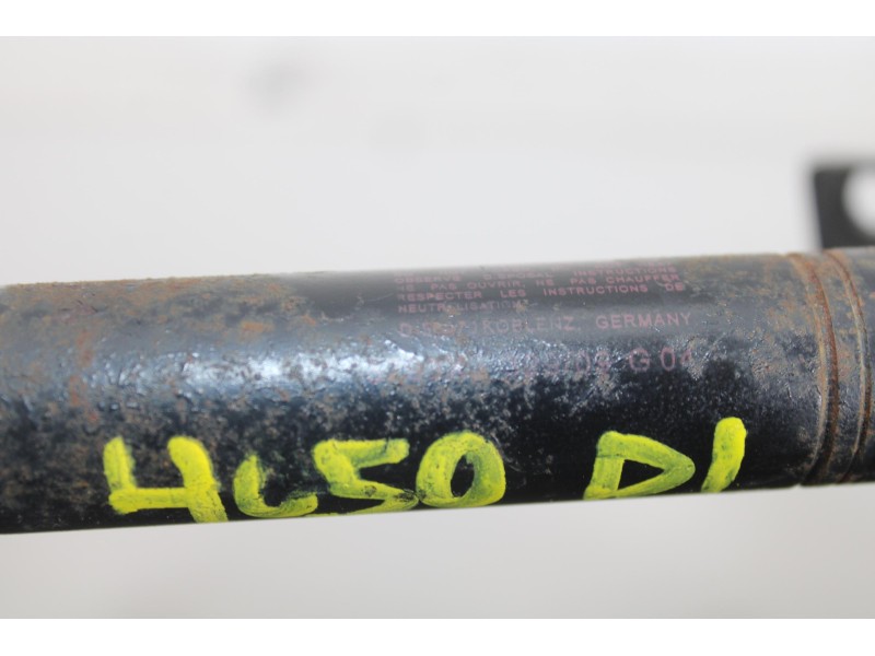 Recambio de amortiguador capo para land rover range rover sport v6 td s referencia OEM IAM 7H3211074FBDER.  