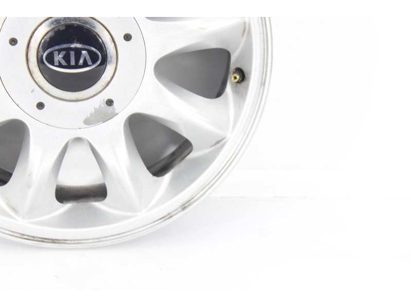 Recambio de llanta para kia opirus básico referencia OEM IAM 45002  