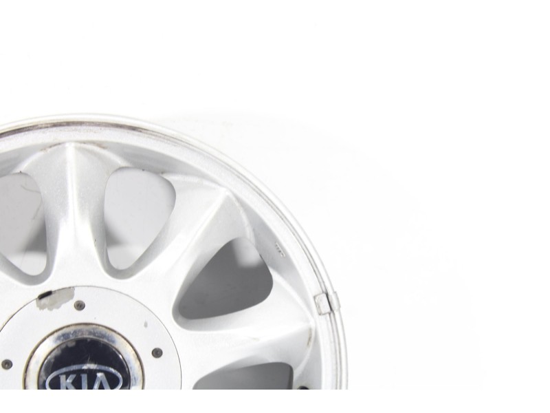 Recambio de llanta para kia opirus básico referencia OEM IAM 45002  