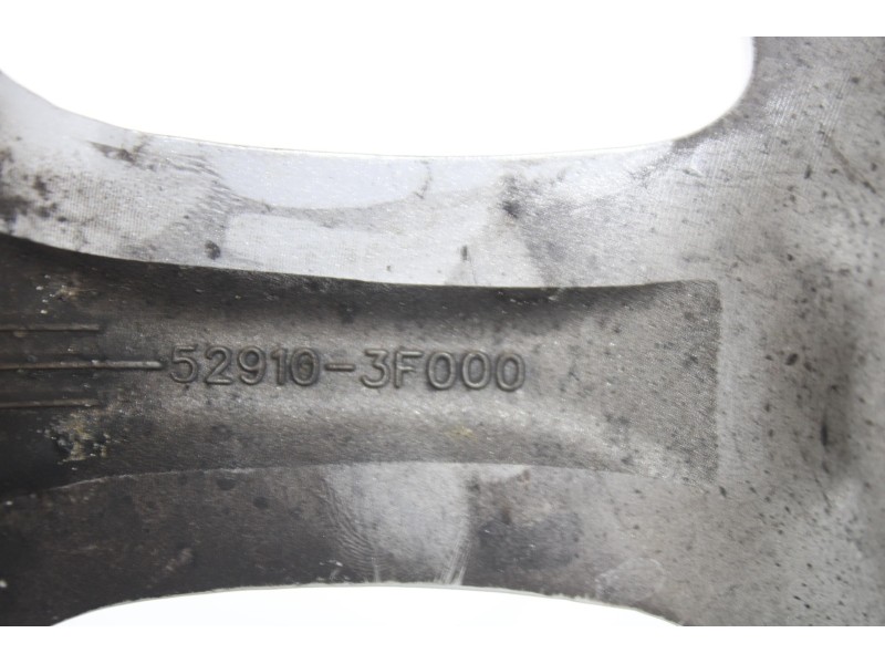 Recambio de llanta para kia opirus básico referencia OEM IAM 45002  