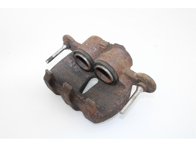 Recambio de pinza freno delantera derecha para land rover range rover sport v6 td s referencia OEM IAM 4550DD.  