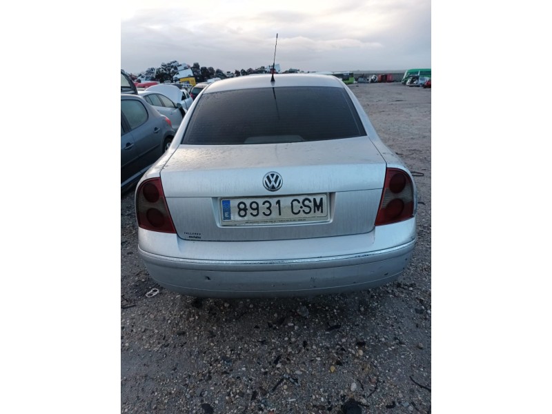 volkswagen passat variant (3b6) del año 2004