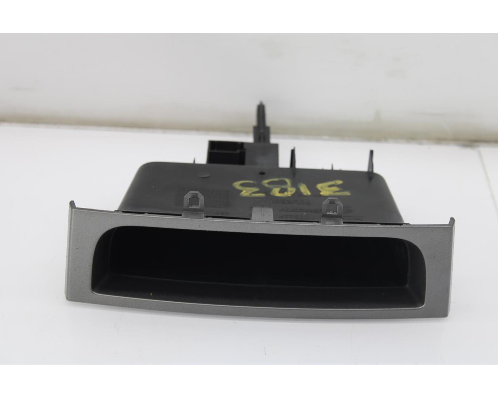 Recambio de guantera central para peugeot 308 sw confort referencia OEM IAM 9659920777  