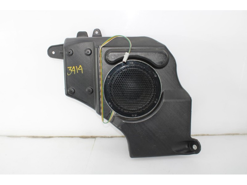 Recambio de altavoz subwoofer para jeep patriot limited referencia OEM IAM 56040713AB  