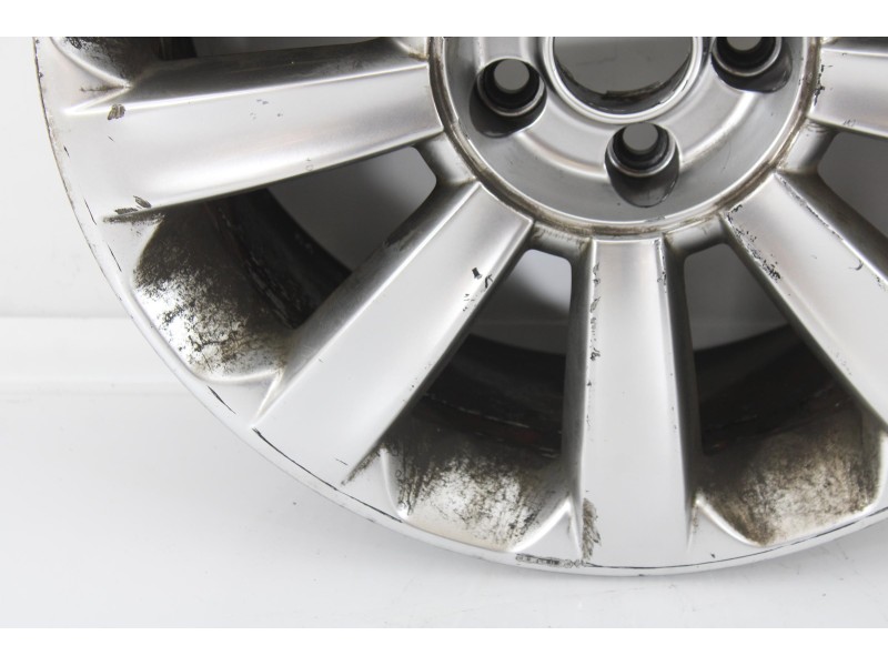 Recambio de llanta para fiat croma (194) 1.9 16v multijet dynamic referencia OEM IAM 33011  