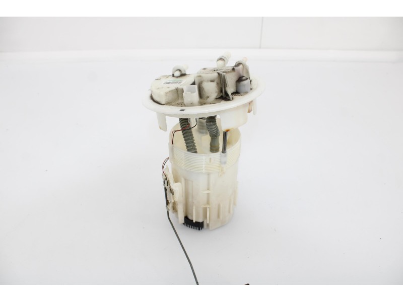 Recambio de bomba combustible para peugeot 208 active referencia OEM IAM 9674461380  