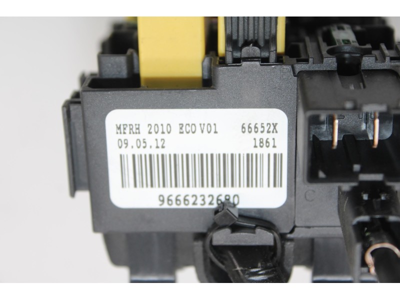 Recambio de caja reles / fusibles para peugeot 208 active referencia OEM IAM 9666232680  