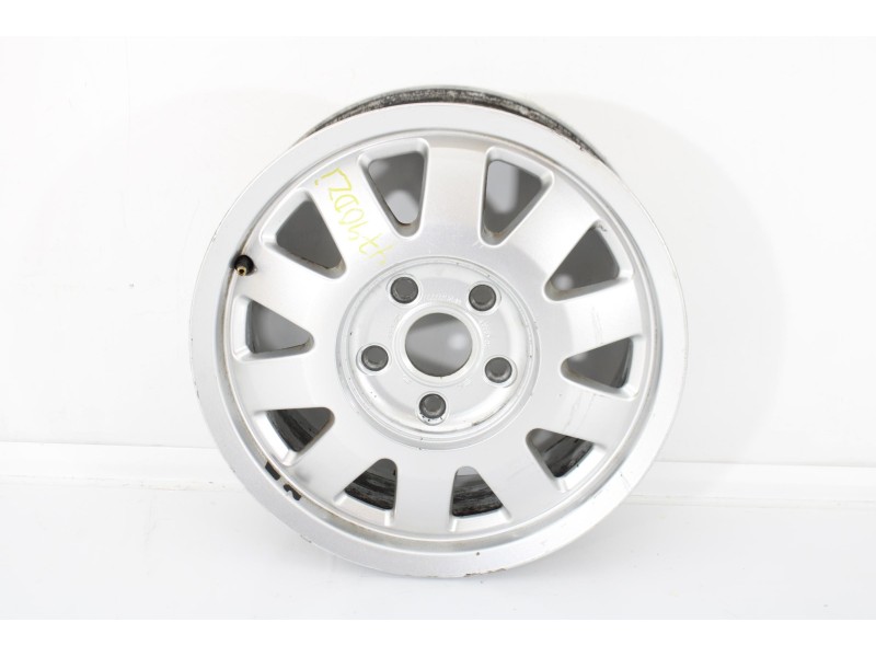 Recambio de llanta para audi a4 berlina (b5) 2.5 tdi referencia OEM IAM 8D0601025M37853  