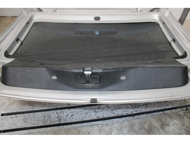 Recambio de porton trasero para seat ibiza (6k1) sport referencia OEM IAM GRIS  