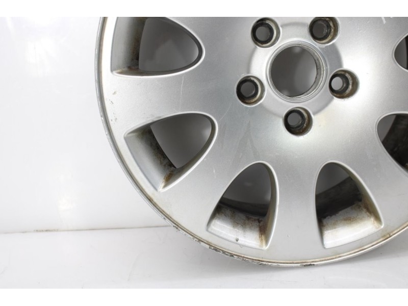 Recambio de llanta para audi a6 berlina (4b2) 2.5 tdi referencia OEM IAM 4B0601025K  