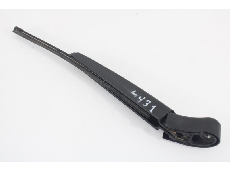 Recambio de brazo limpia trasero para kia cee´d drive referencia OEM IAM 4431  