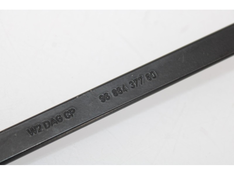 Recambio de brazo limpia delantero derecho para peugeot 508 active referencia OEM IAM 9686437780  