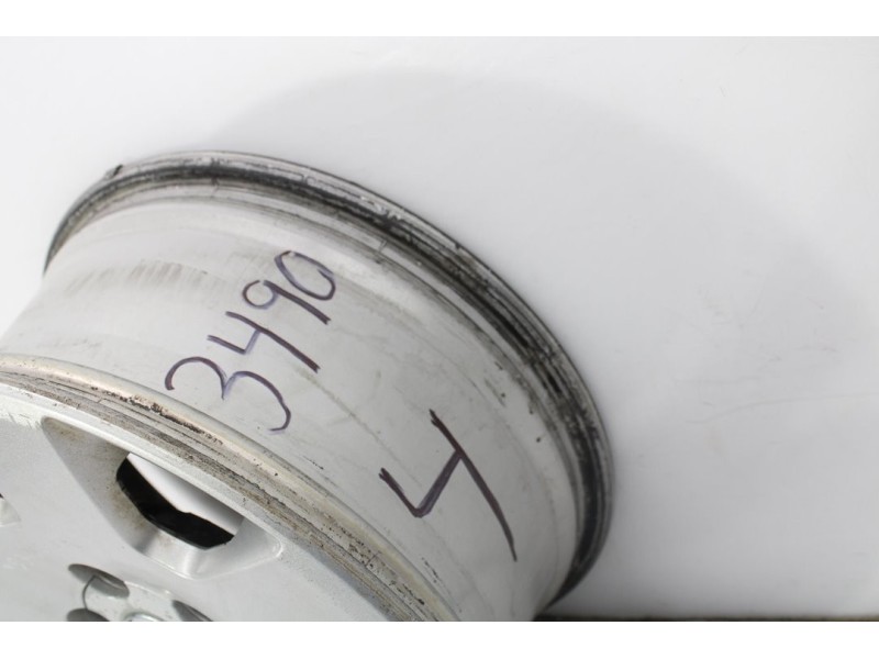 Recambio de llanta para opel omega b design edition berlina referencia OEM IAM 44444444444  