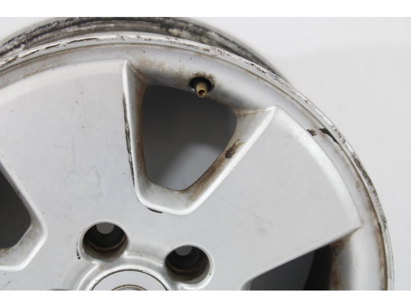 Recambio de llanta para opel astra g berlina comfort referencia OEM IAM 244372453  