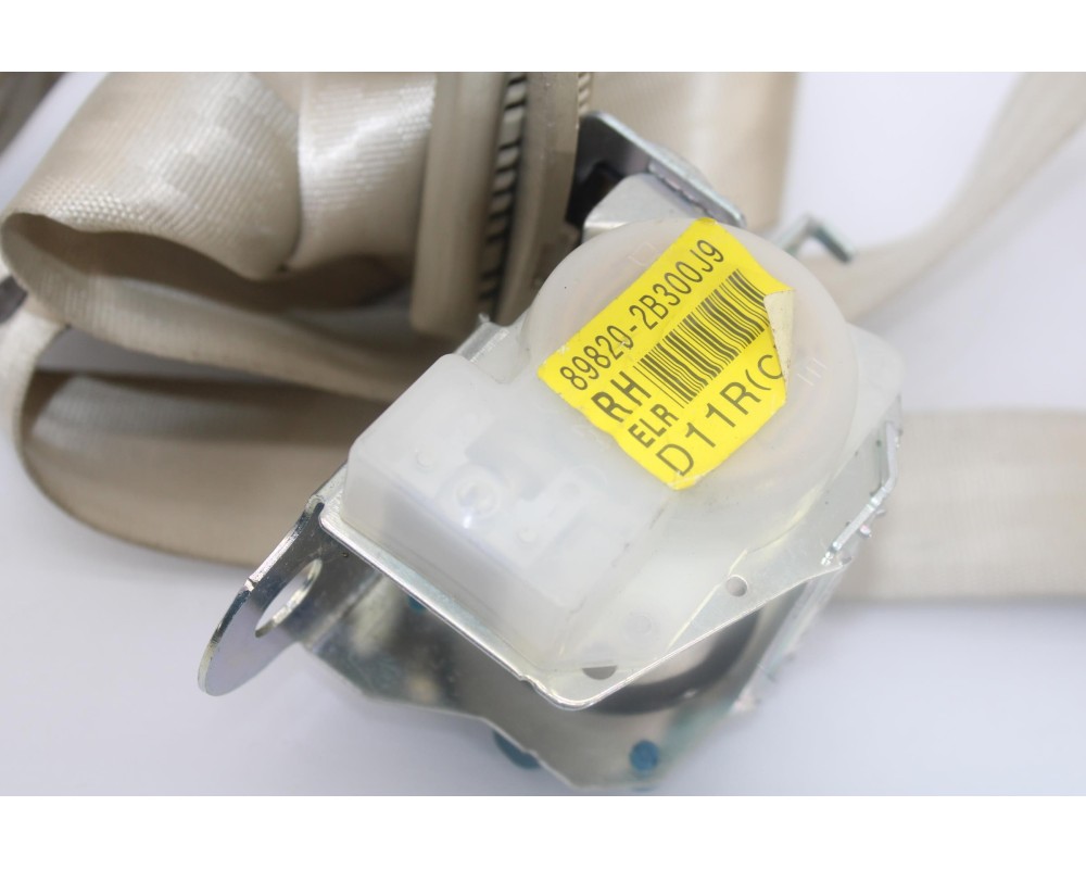 Recambio de cinturon 3ª fila para hyundai santa fe (bm) 2.2 crdi comfort 4x4 referencia OEM IAM 898202B300  
