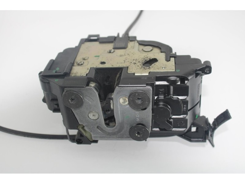 Recambio de cerradura puerta trasera izquierda para renault scenic iii dynamique referencia OEM IAM 825030032R  