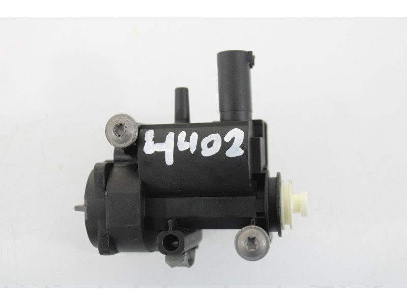 Recambio de motor apertura tapa de combustible para bmw serie 5 lim. (f10) 520d referencia OEM IAM 4062044213  