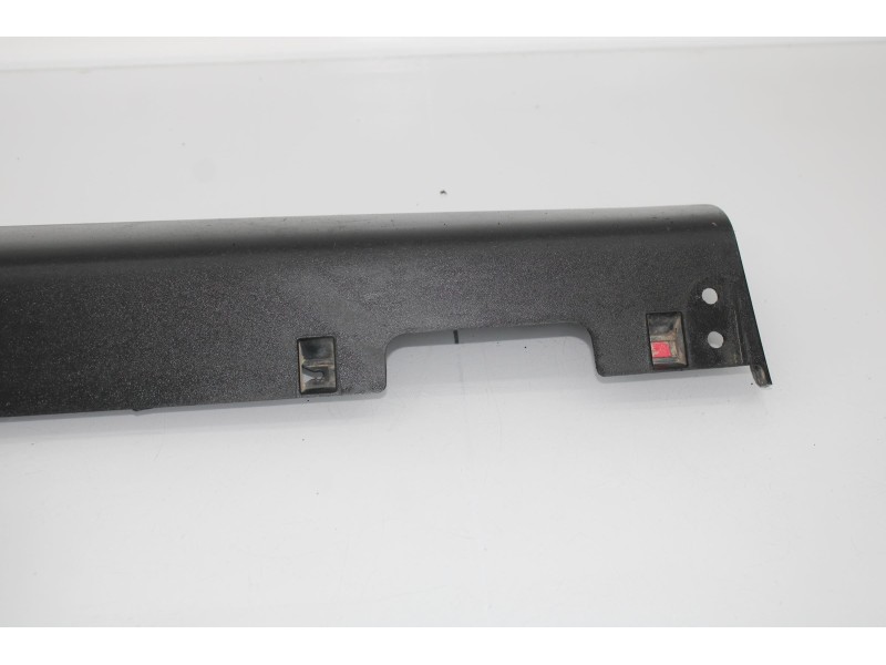 Recambio de faldon lateral izquierdo para hyundai santa fe (bm) 2.2 crdi style 4x4 referencia OEM IAM 877102B200  