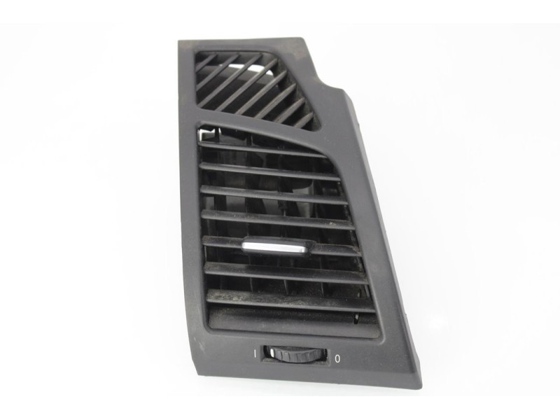 Recambio de rejilla aireadora para bmw serie 1 coupe (e82) 120d referencia OEM IAM 7059188  