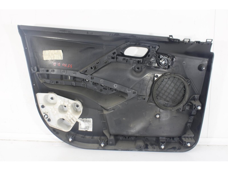 Recambio de guarnecido puerta delantera derecha para peugeot 208 access referencia OEM IAM 96763525ZD  