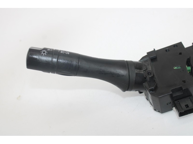 Recambio de mando multifuncion para nissan juke (f15) acenta referencia OEM IAM 16608S0  