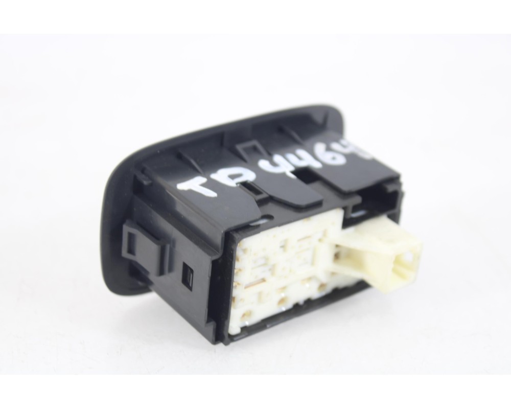 Recambio de mando elevalunas trasero derecho para toyota auris active referencia OEM IAM 4464TD  