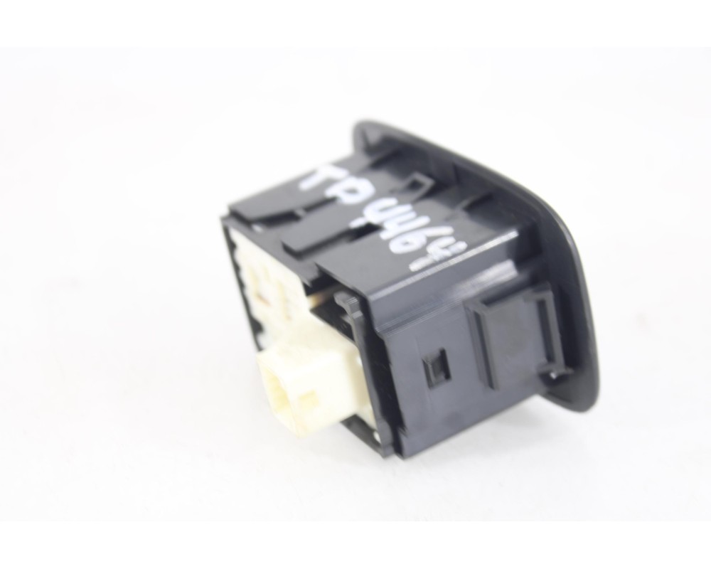 Recambio de mando elevalunas trasero derecho para toyota auris active referencia OEM IAM 4464TD  