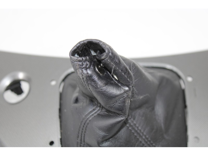 Recambio de guarnecidos palanca cambio para mitsubishi grandis (na0w) 2.0 di-d inform referencia OEM IAM MN166423  