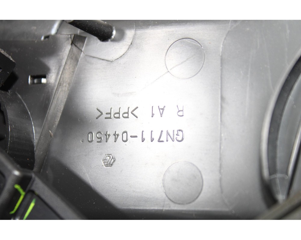 Recambio de rejilla aireadora para mitsubishi grandis (na0w) 2.0 di-d inform referencia OEM IAM MN157315  