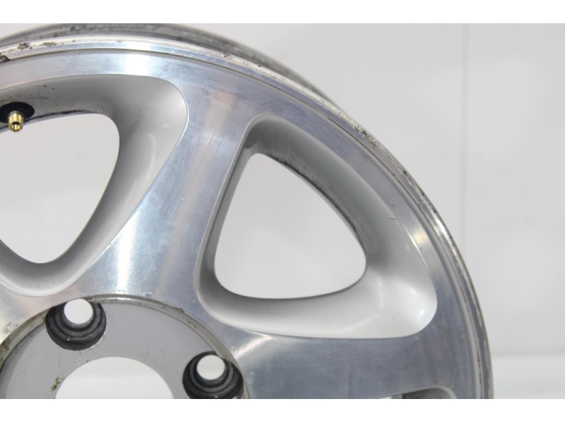 Recambio de llanta para nissan primera berlina (p11) básico referencia OEM IAM 2F5101  