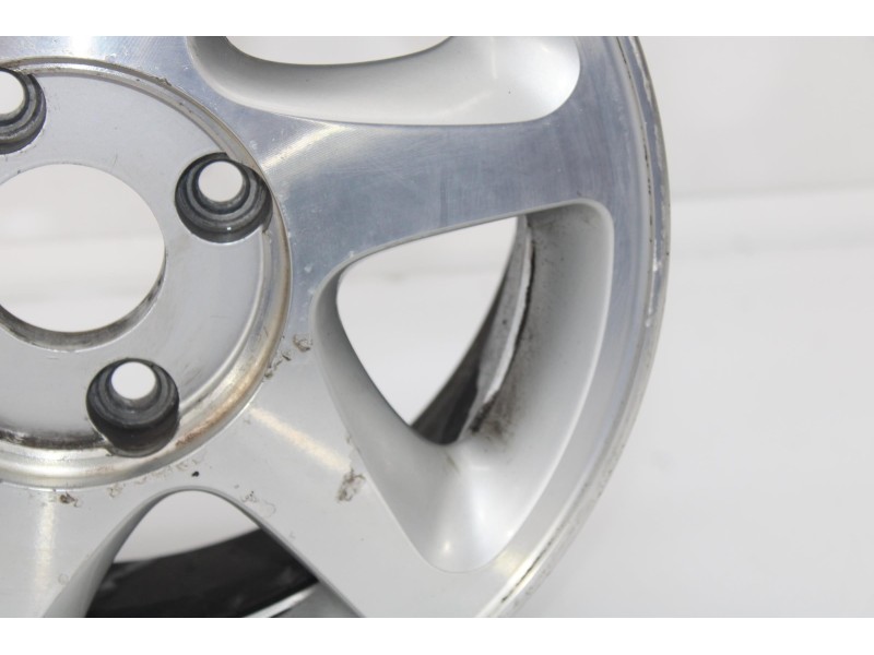 Recambio de llanta para nissan primera berlina (p11) básico referencia OEM IAM 2F5101  