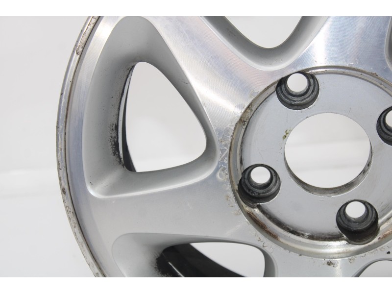 Recambio de llanta para nissan primera berlina (p11) básico referencia OEM IAM 2F5101  