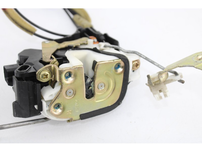 Recambio de cerradura puerta delantera derecha para mitsubishi grandis (na0w) 2.0 di-d inform referencia OEM IAM 4109DD  