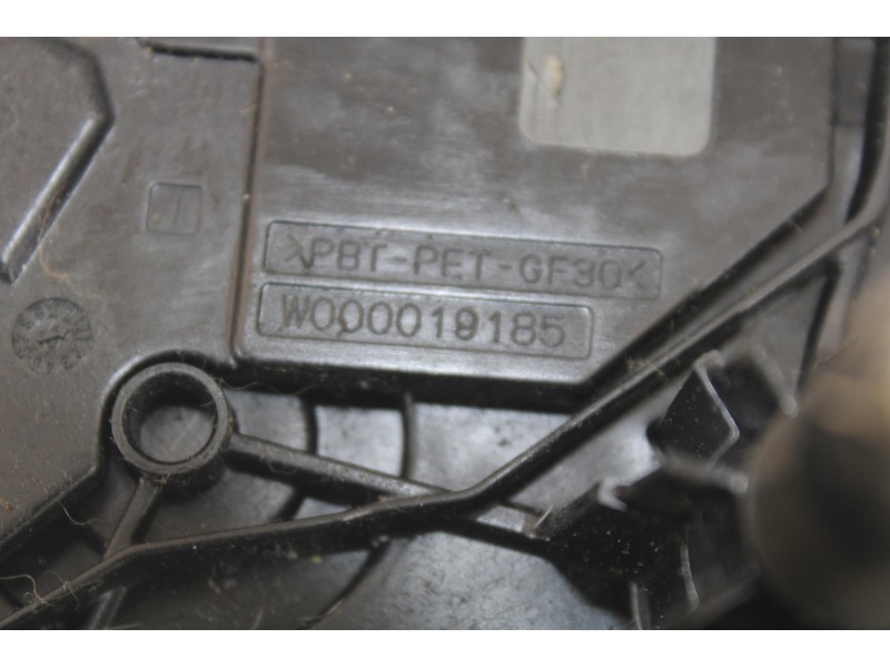 Recambio de motor limpia trasero para peugeot 208 access referencia OEM IAM 9673251380A  