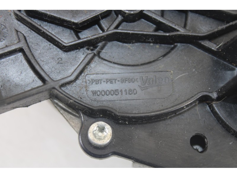 Recambio de motor limpia trasero para peugeot 208 access referencia OEM IAM 9673251380A  